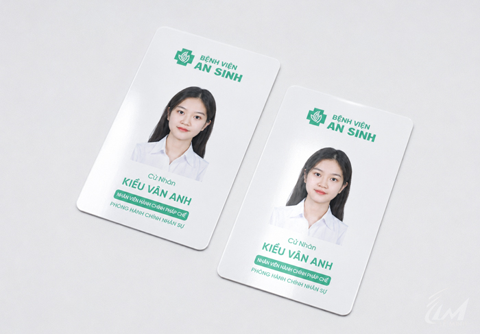 in thẻ nhựa nhân viên ngành y