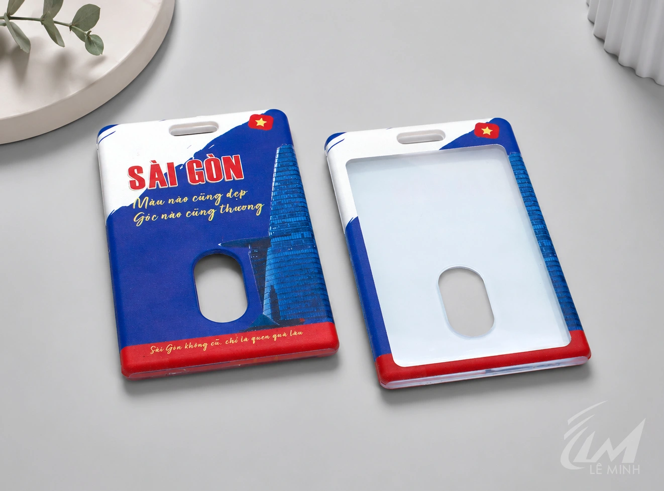 Bao đựng thẻ nhân viên - Nhựa cứng trong suốt - Nội dung in theo yêu cầu