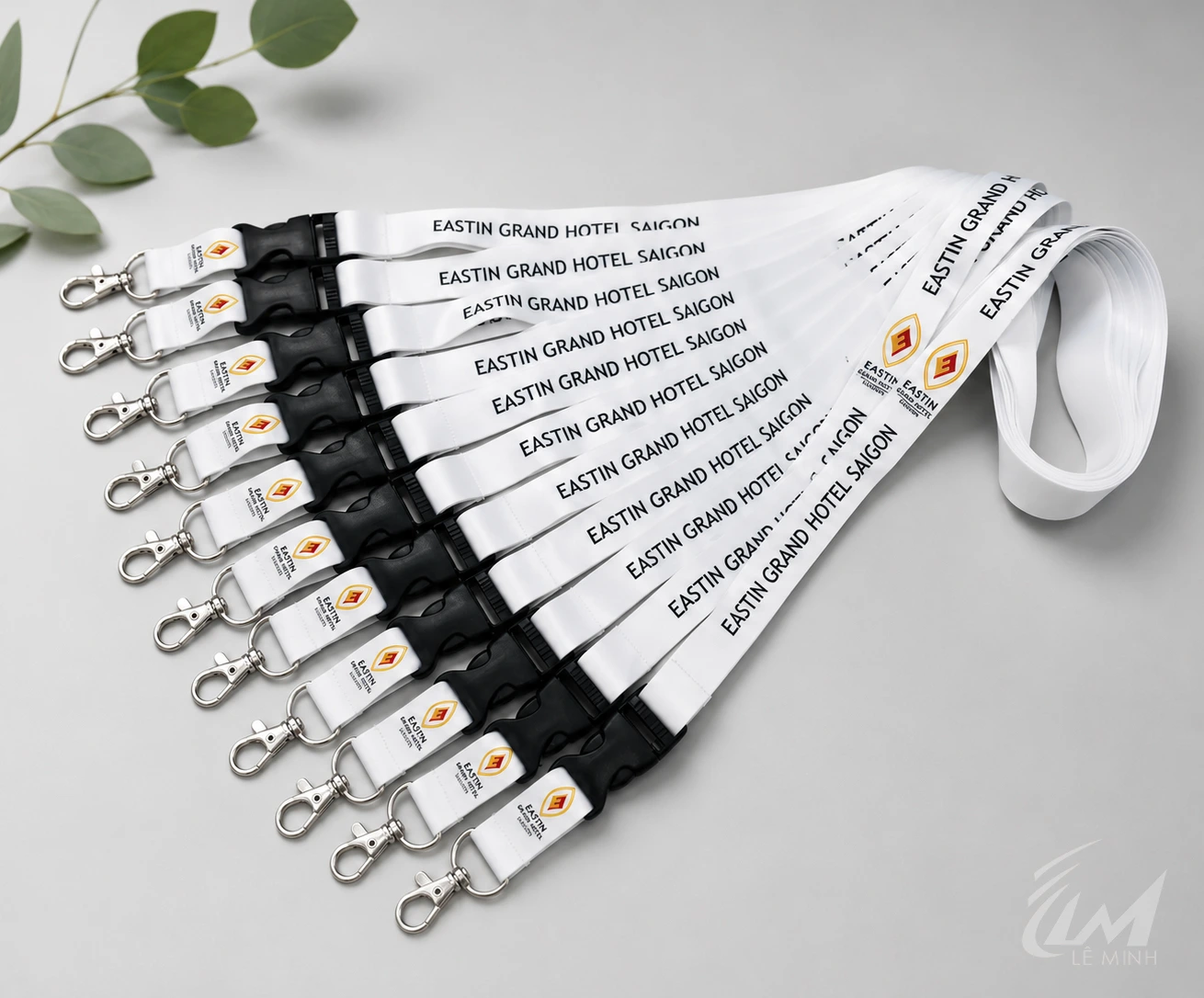 Dây đeo thẻ nhân viên in theo yêu cầu - Bản 2cm gắn khoa nối